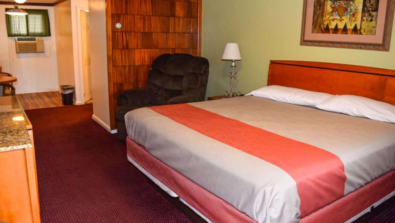 Relax Inn Bloomsburg Zewnętrze zdjęcie