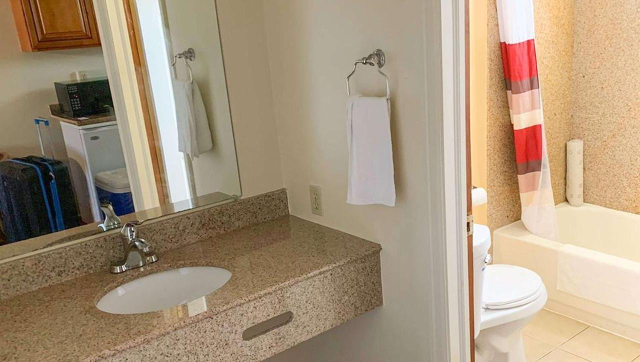 Relax Inn Bloomsburg Zewnętrze zdjęcie
